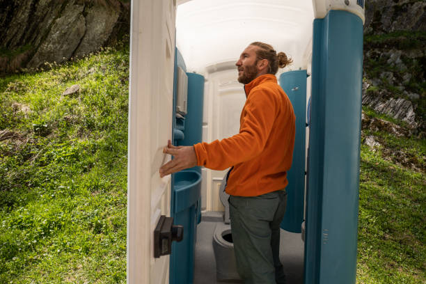 Best Porta potty rental near me  in Benbrook, TX