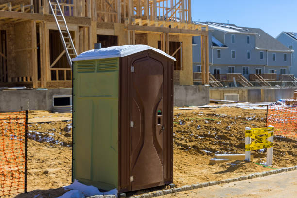 Best Porta potty delivery and setup  in Benbrook, TX